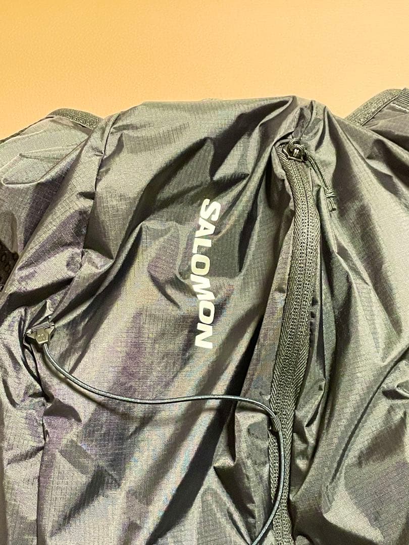 【r】SALOMON ACTIVE SKIN8〜Mサイズ 〜