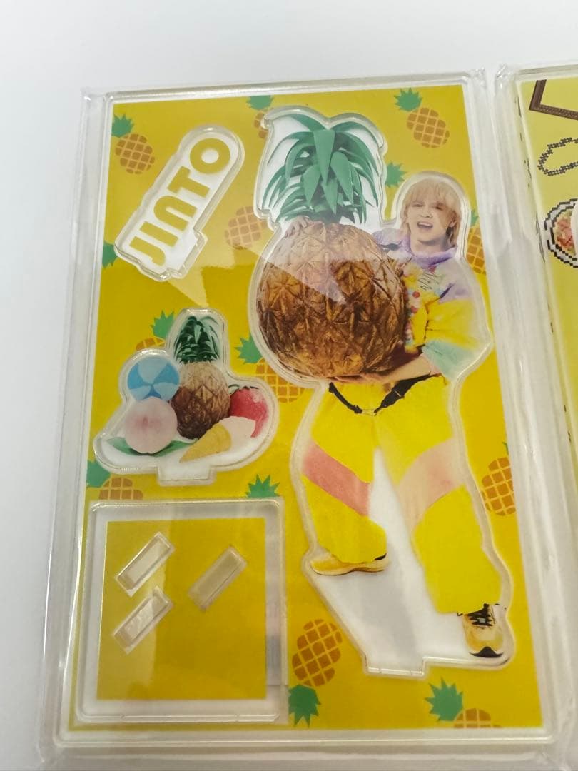 吉田仁人　アクリルスタンド 2個セット