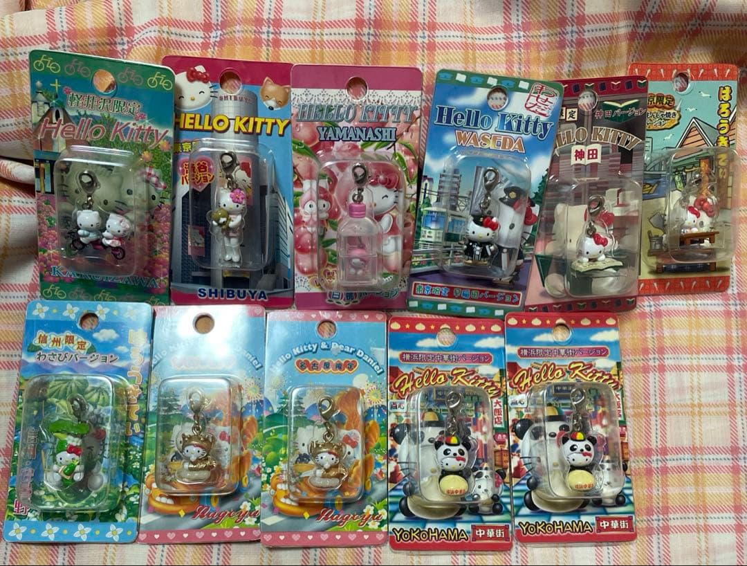 ご当地キティ　ファスナーチャーム　軽井沢　自転車　渋谷　足長　山梨白桃　11個