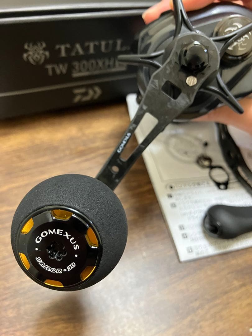 21タトゥーラ　TW 300XHL ゴメクサスハンドル、PE1.5号300m付き