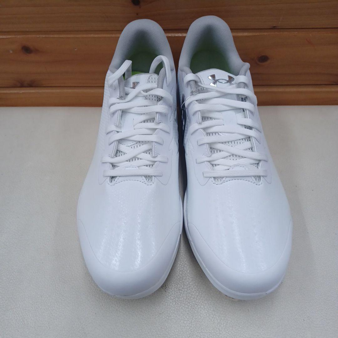 Under Armour ホワイト スパイクシューズ