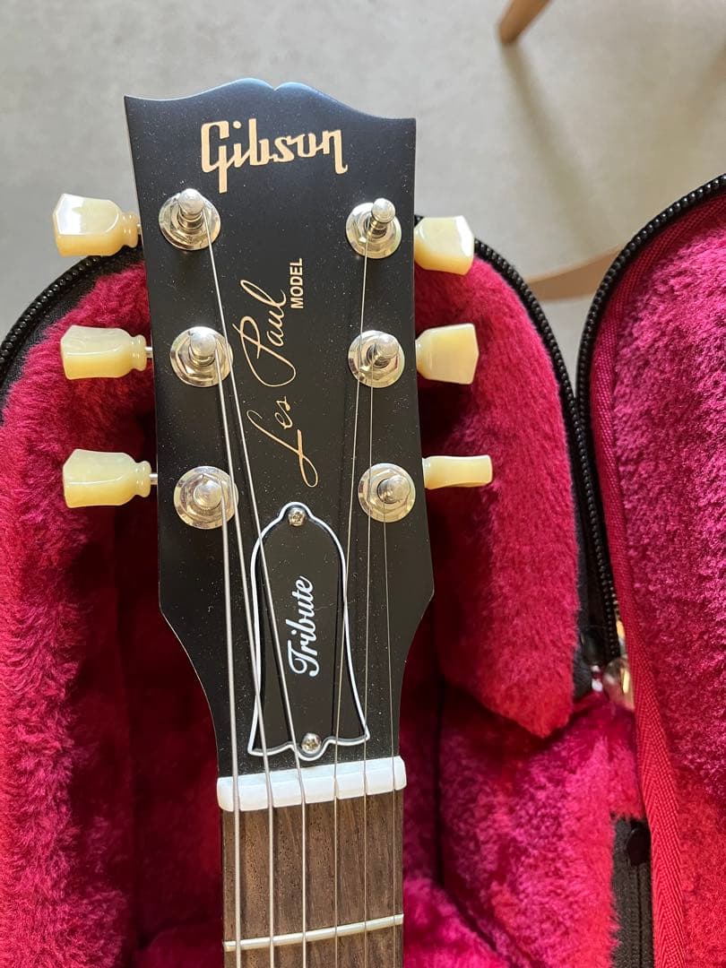 【新品同様】Gibson Les Paul Tribute / 純正ギグバッグ付