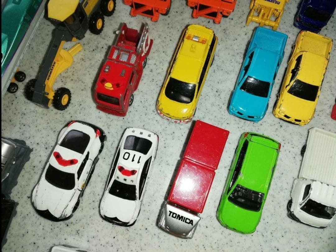 トミカ ミニカー くるくる峠　つながる道路　トミカタウン　TOMICA