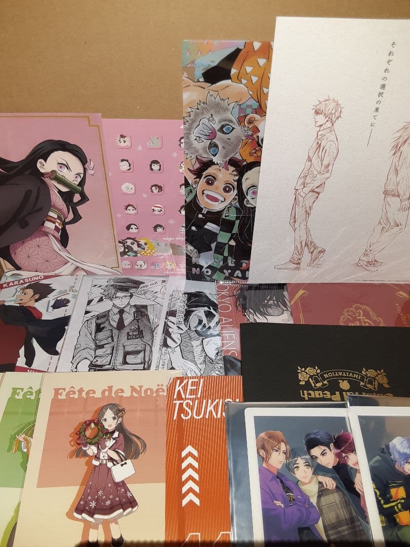 アニメグッズ 紙類・薄物 大量 まとめ売り 1000点