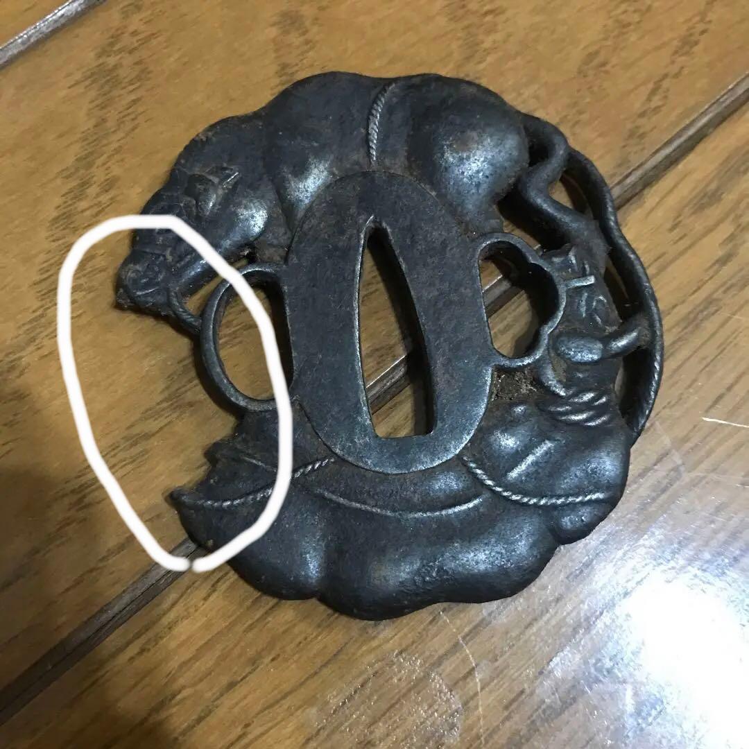 稀少品刀鍔　双牛透図鍔　無名