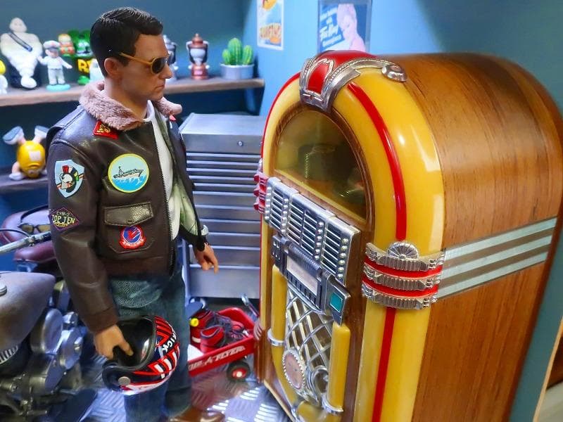 トップガン ジオラマ用 1/6 ジュークボックス ワーリッツァー BTTFにも♪