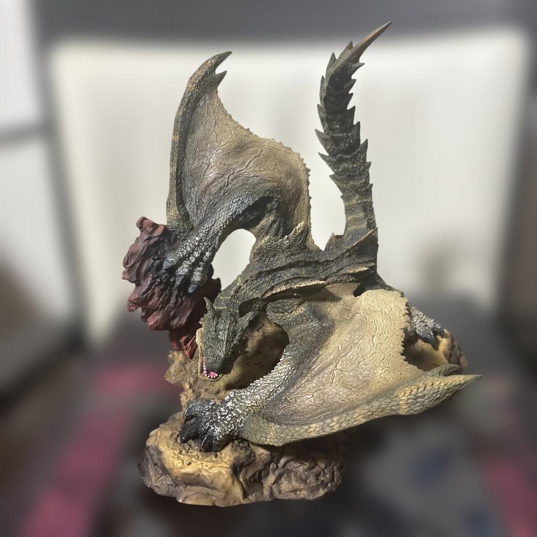 【最終価格】モンスターハンター ティガレックス亜種　クリエイターズモデル