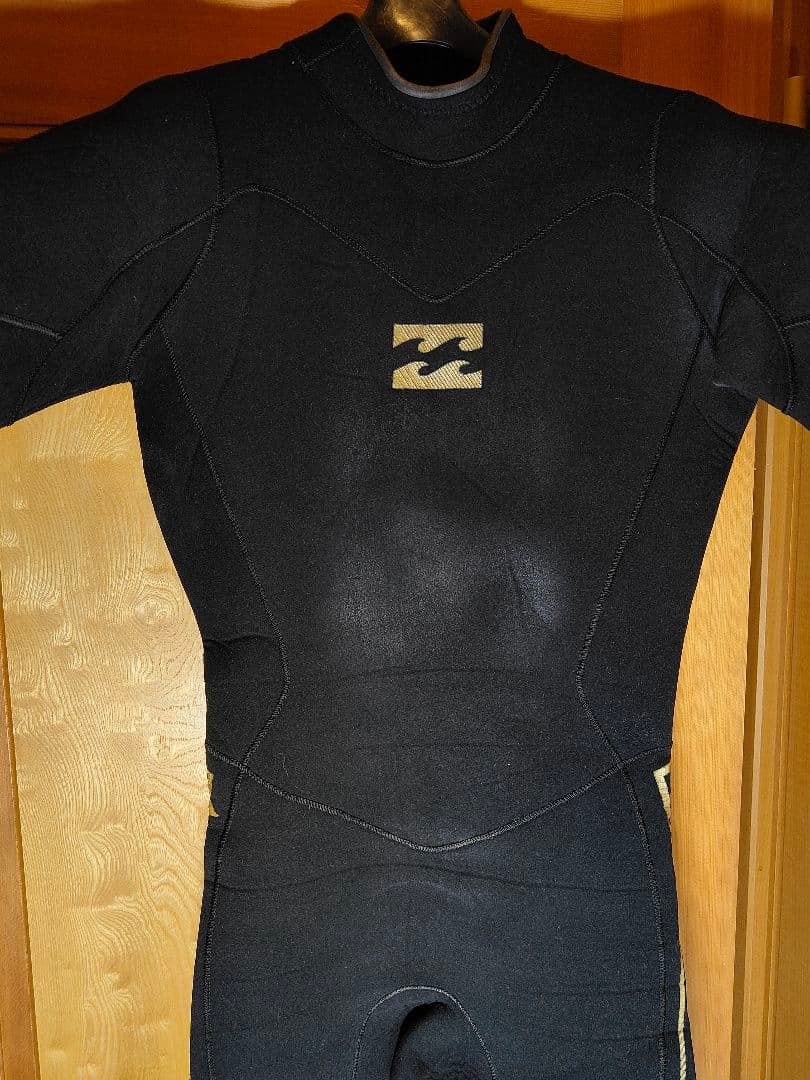 たー　　　　　　　　　　　　　　　　　　　　BILLABONG