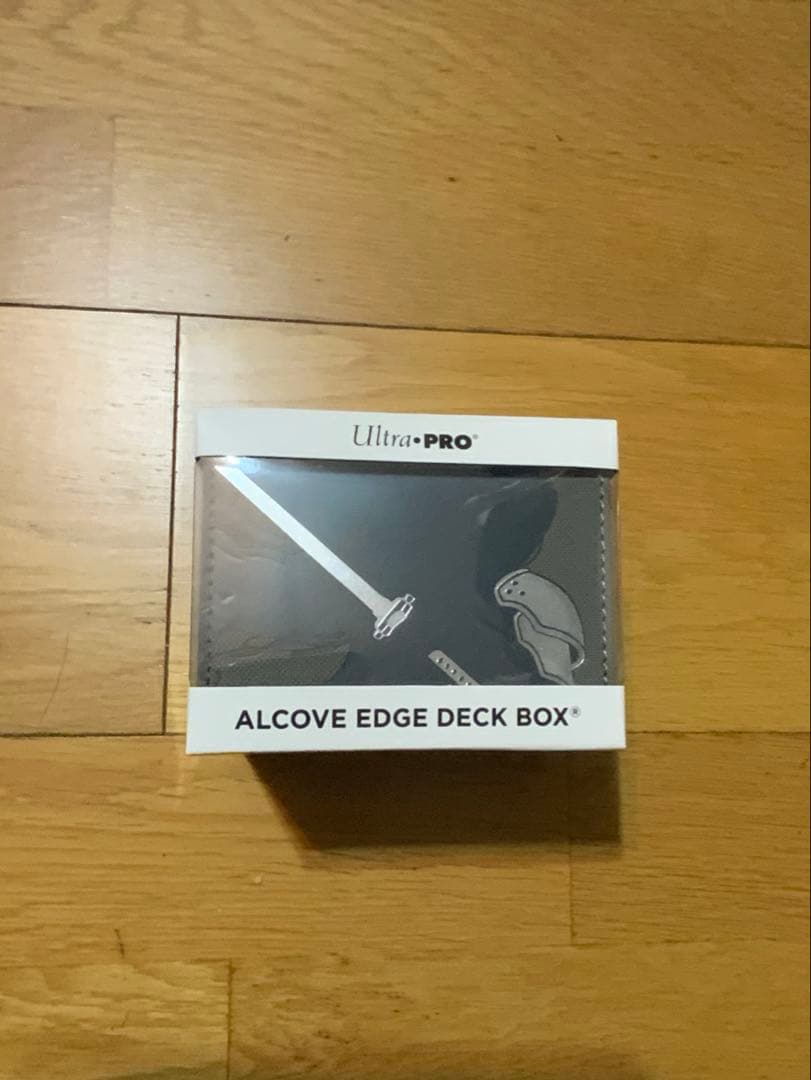 MTG FF ウルトラプロ デッキケース セフィロス