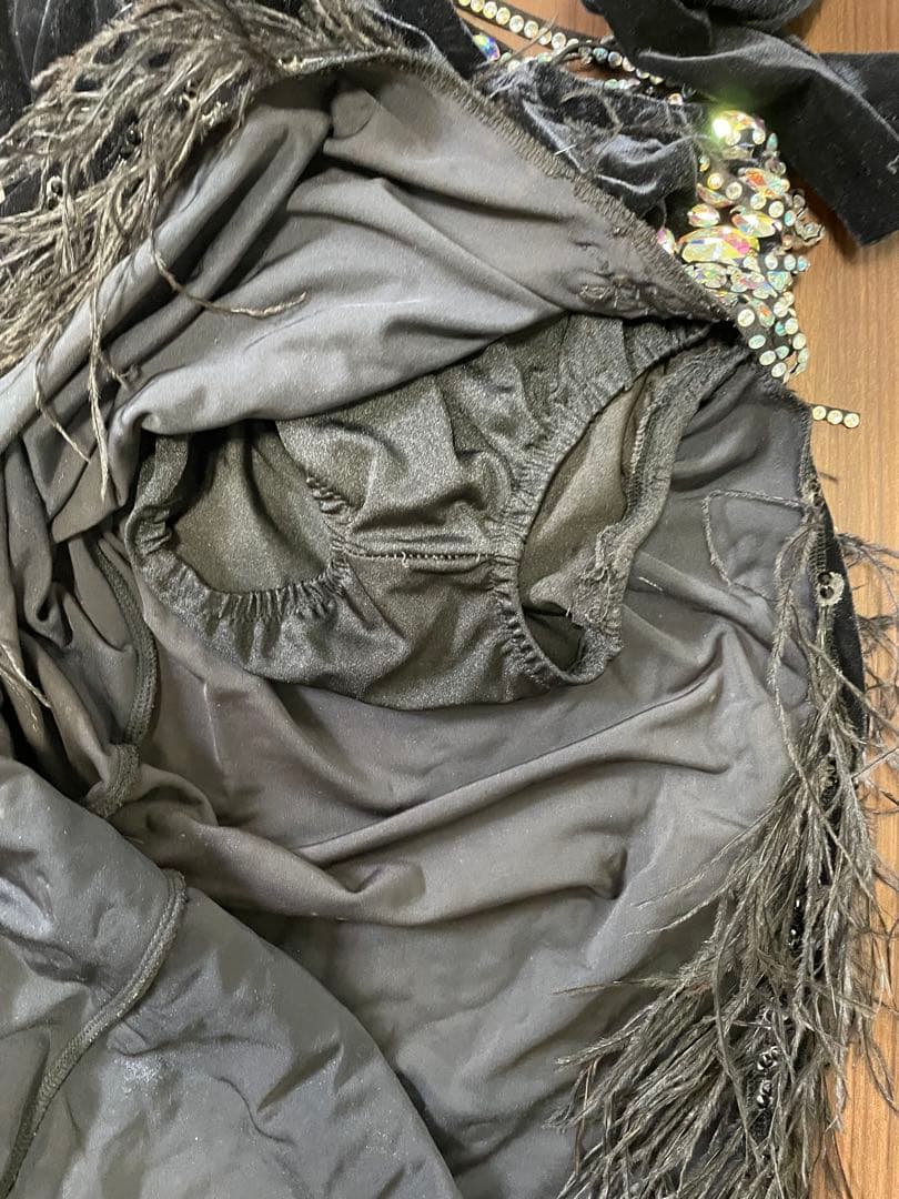 社交ダンス　ナディアドレス 黒 ベルベット