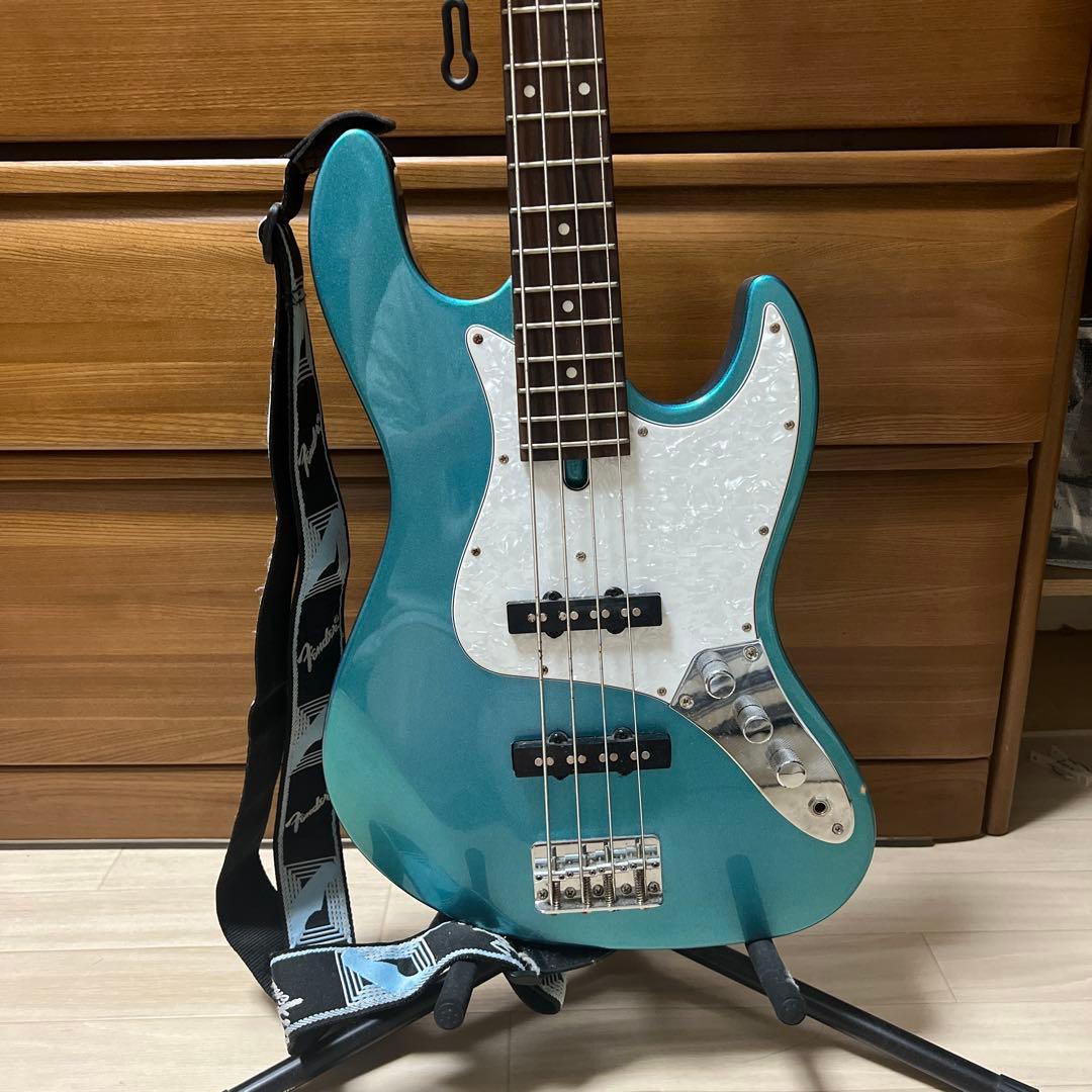 Bacchus エレキベース アクアブルー