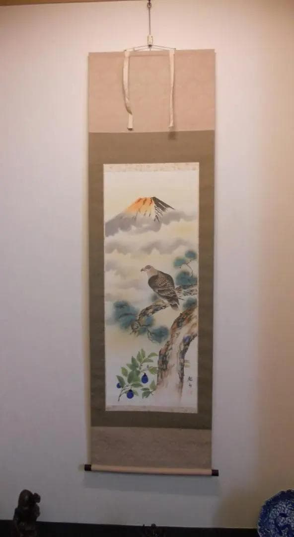 掛け軸 観山 一富士二鷹三茄子 絹本 希少 軸装 茶道具 掛軸 美品 です。