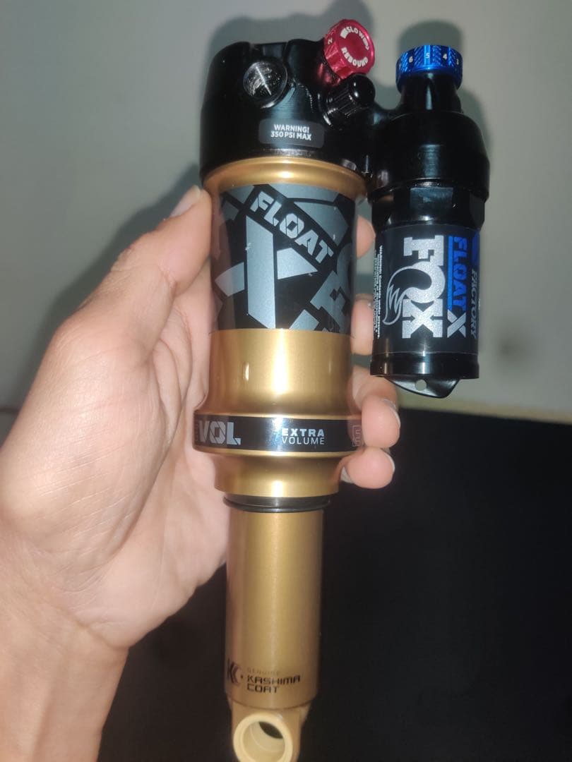 FOX FLOAT X カシマコート リアサスペンション