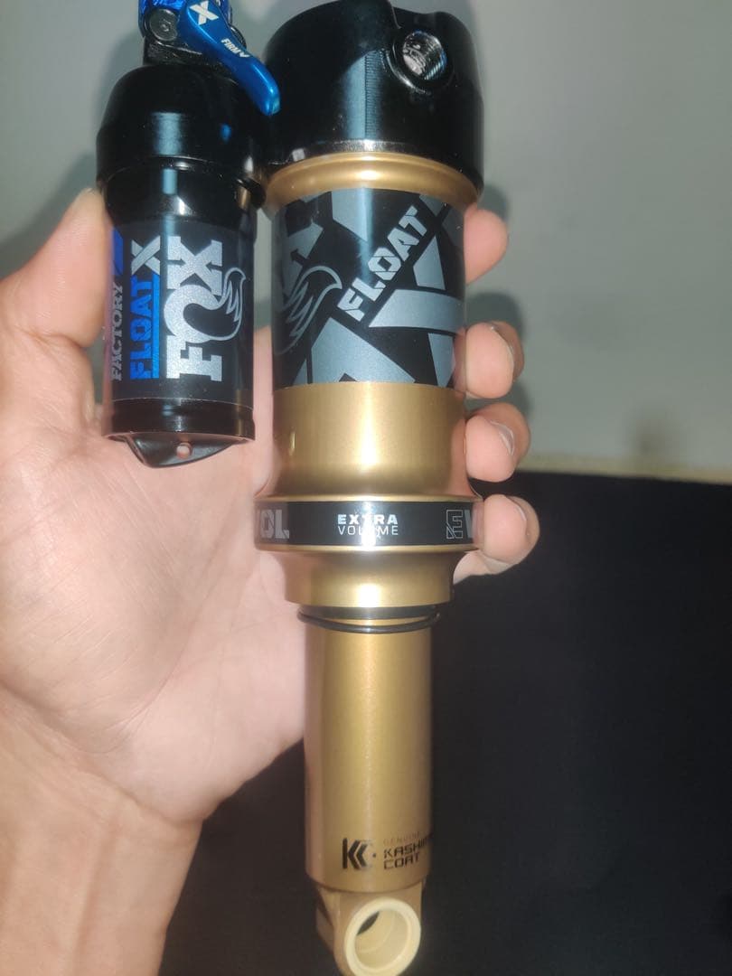 FOX FLOAT X カシマコート リアサスペンション