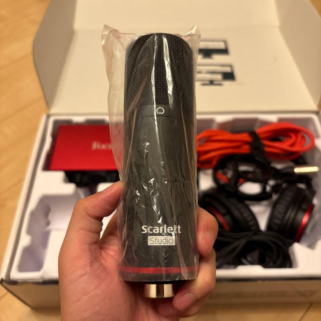 値下げしました。Focusrite Scarlett 2i2 Studio