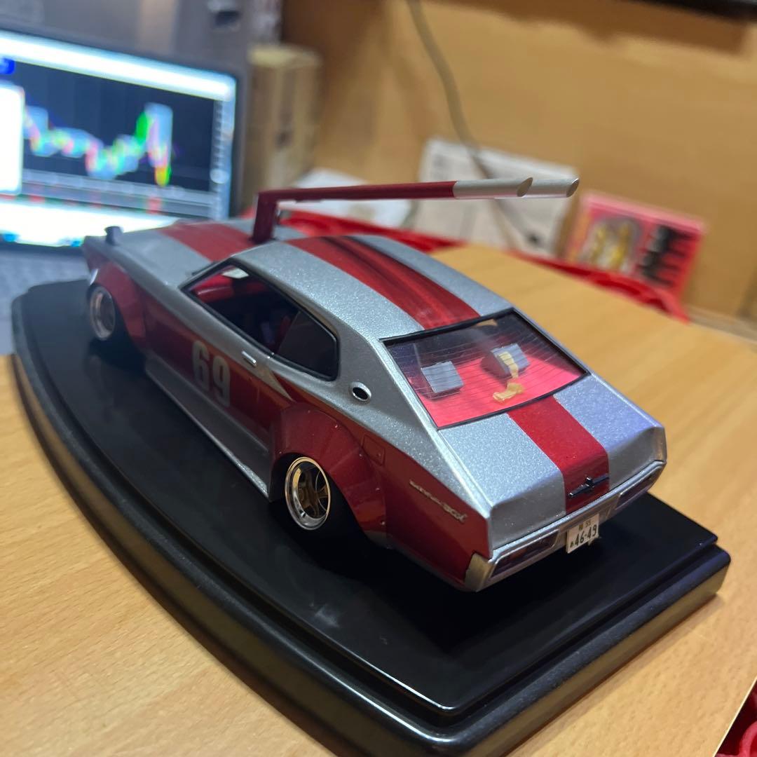 豚けつローレル1/24 傑作品シルバー/レッド