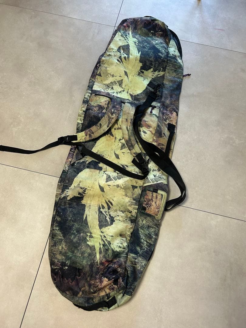 burton バートン　スノーボードバックスノーボードケース146 迷彩カモフラ