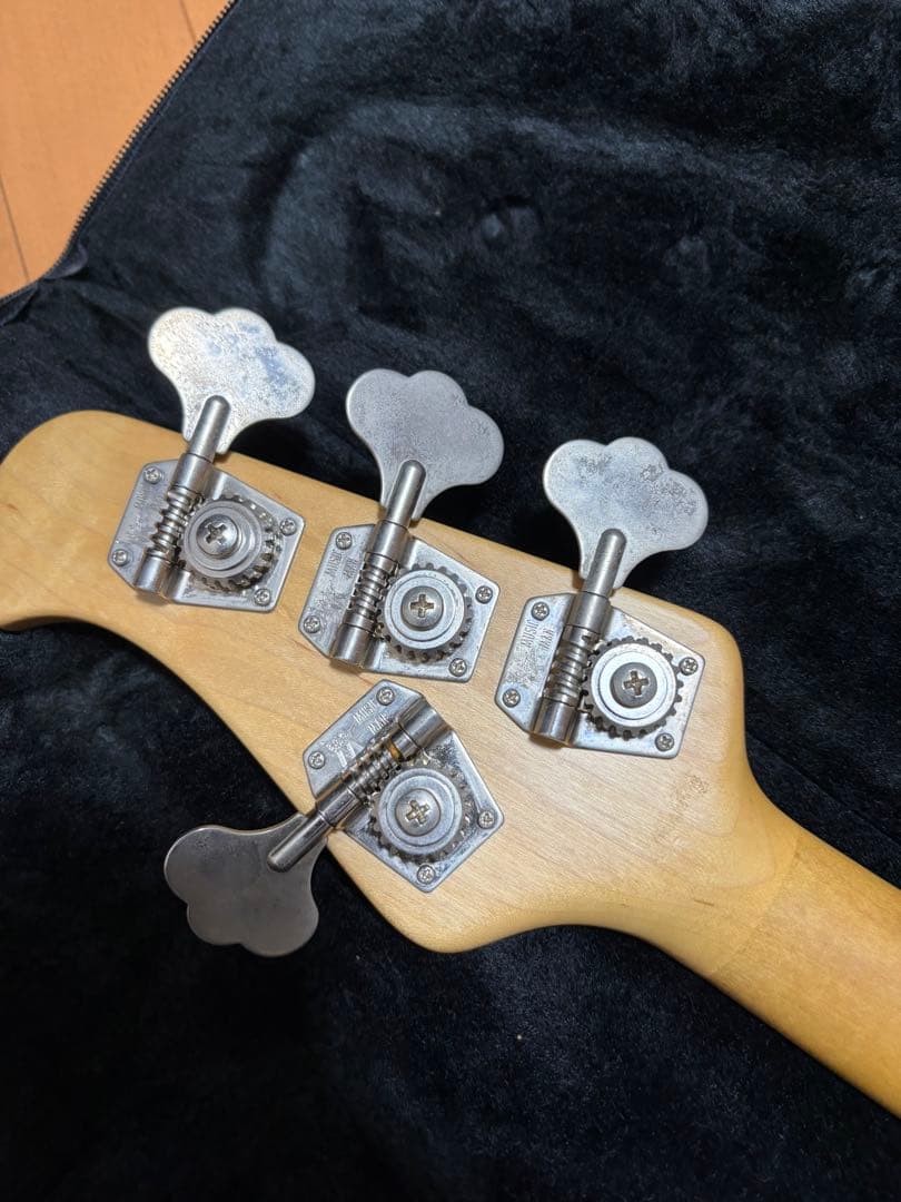 【美品】Music Man StingRay 4弦ベース 純正ケース付