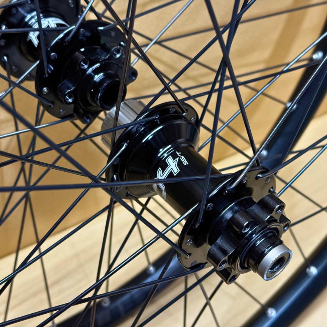 HOPE FORTUS 26 26インチ フロント・リア PRO4 ブラック