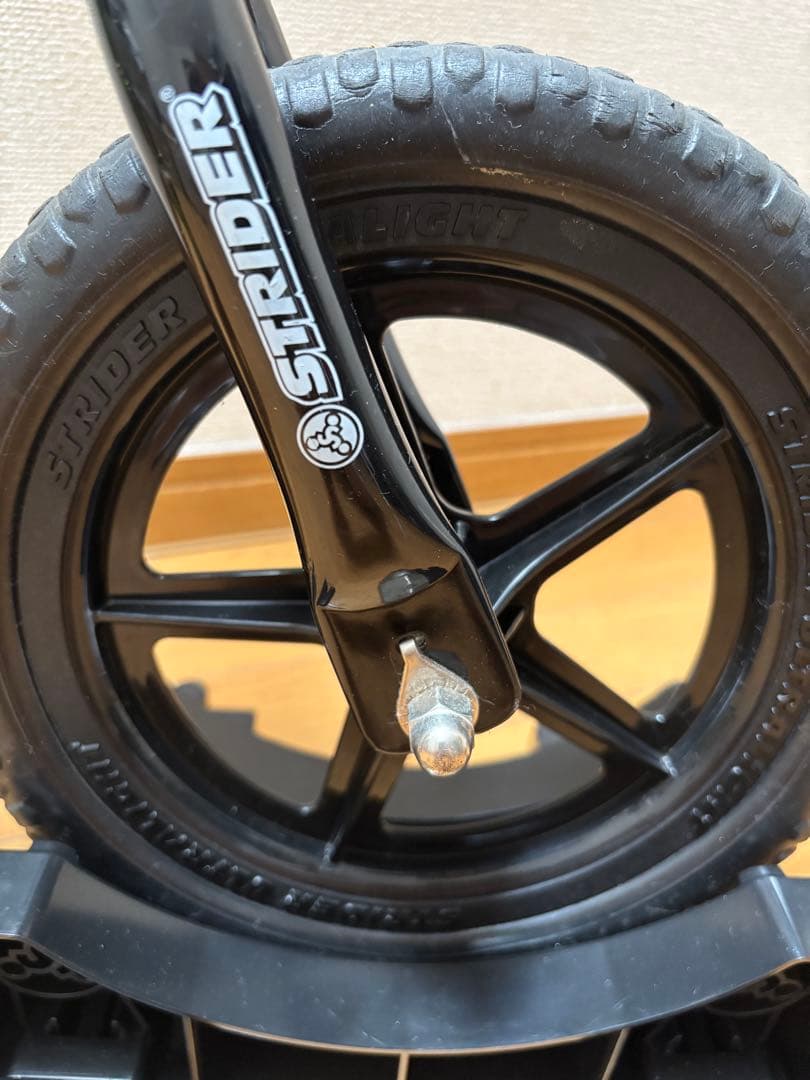 STRIDER バランスバイク グリーン 2-5歳