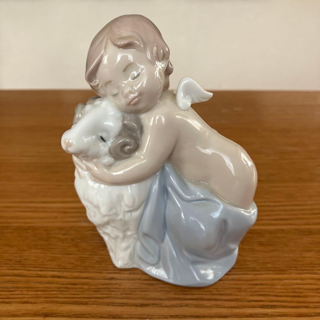 ナオ　天使と羊　NAO　陶器人形　置物　リヤドロ　フィギュリン　インテリア雑貨