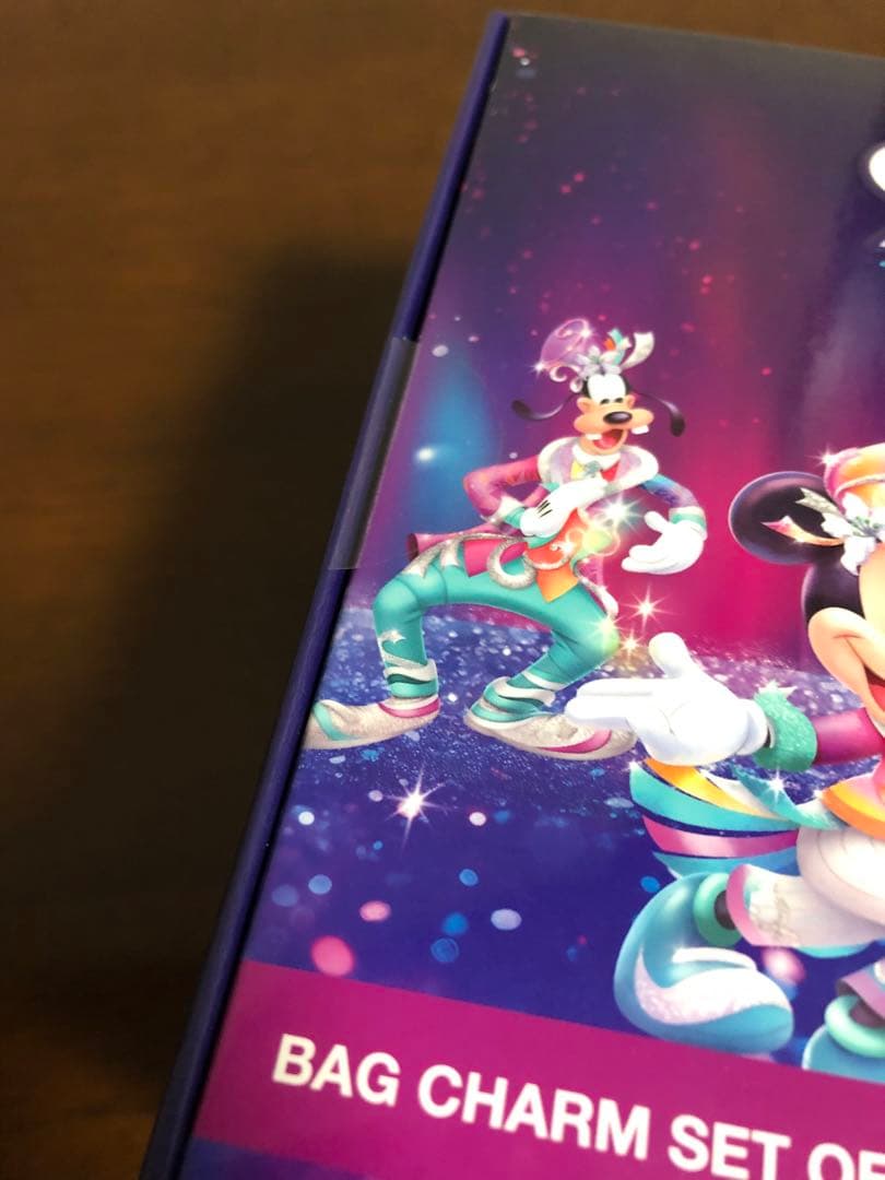 【未開封】香港ディズニー20周年記念 バッグチャーム 11個セット ネームタグ