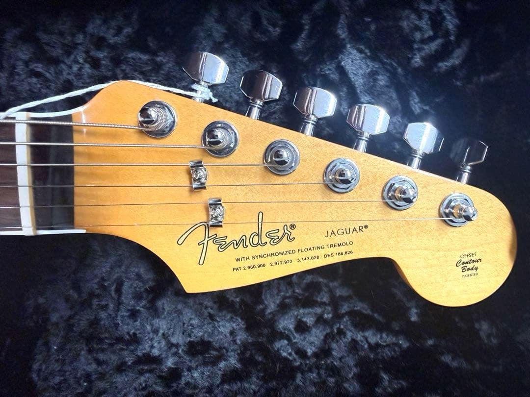 ギター Fender Artist Series  Cobain Jaguar