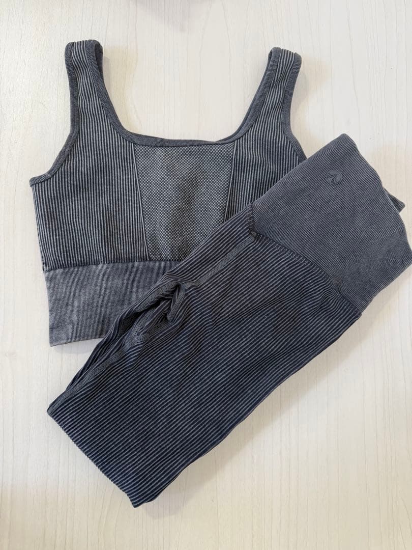 LAVA SUKALA ヨガウェア 上下セット Sサイズ