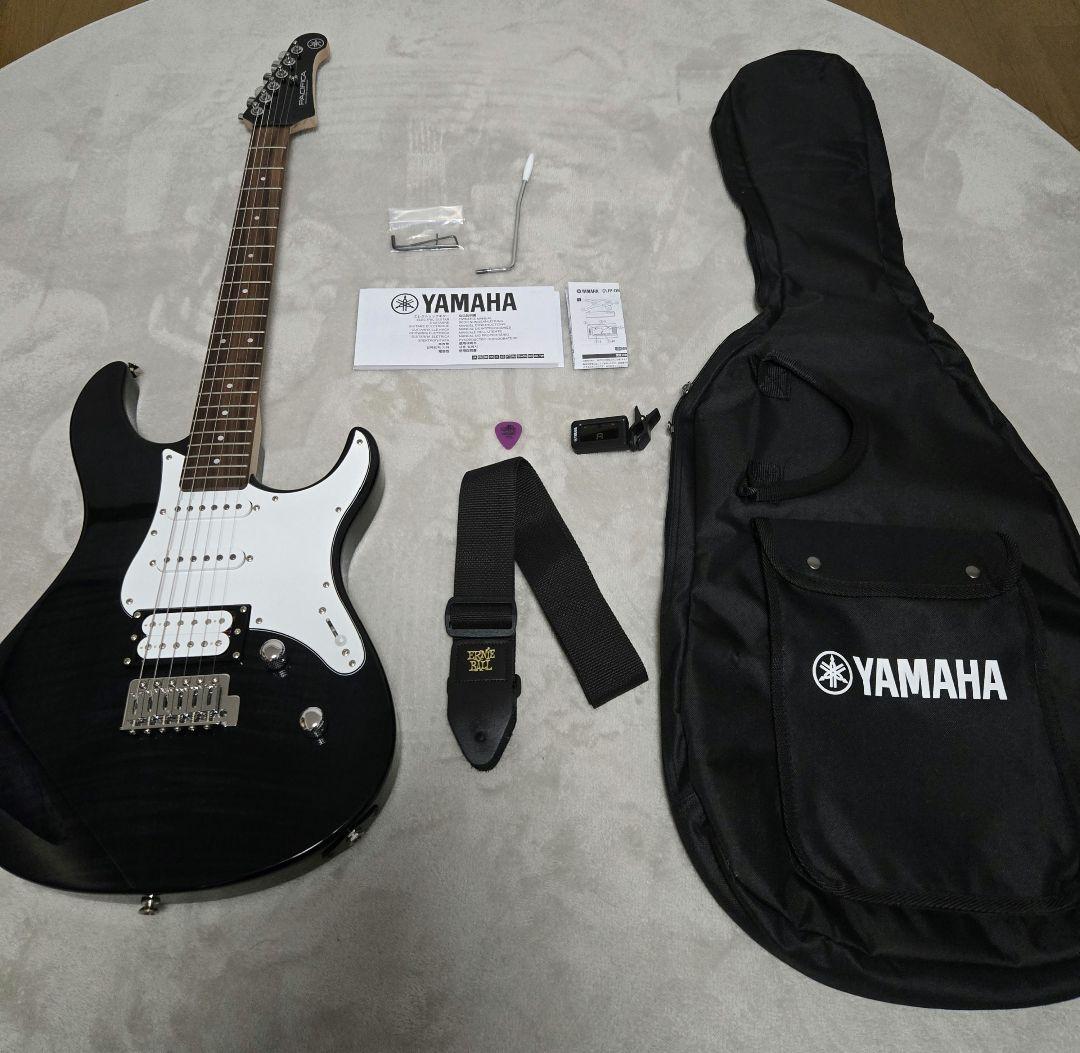 [美品]YAMAHA Pacifica212VFM ストラップ チューナー付き