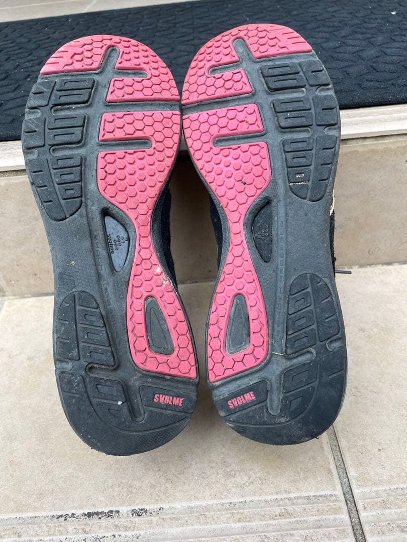 スボルメ シューズ