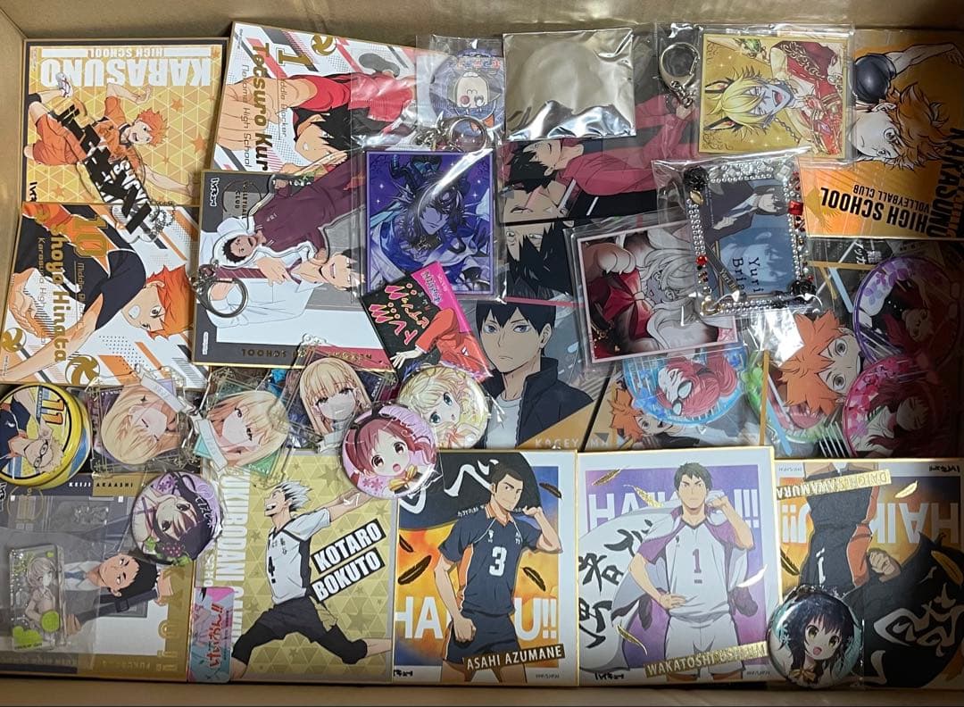 アニメグッズ　キャラクターグッズ　1200個以上　まとめ売り