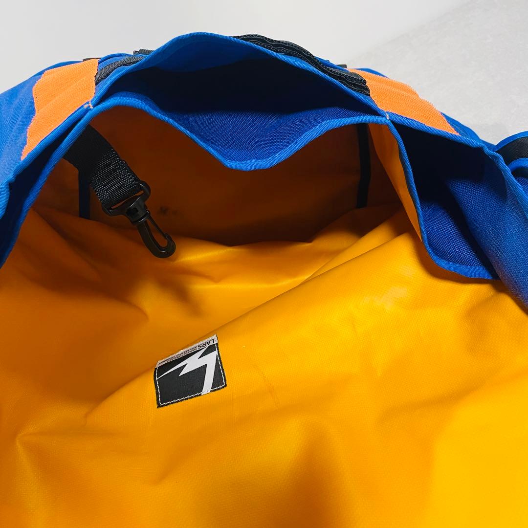 【美品!】LARSラーズ メッセンジャーバッグLIFESTYLEMSSNGR 青
