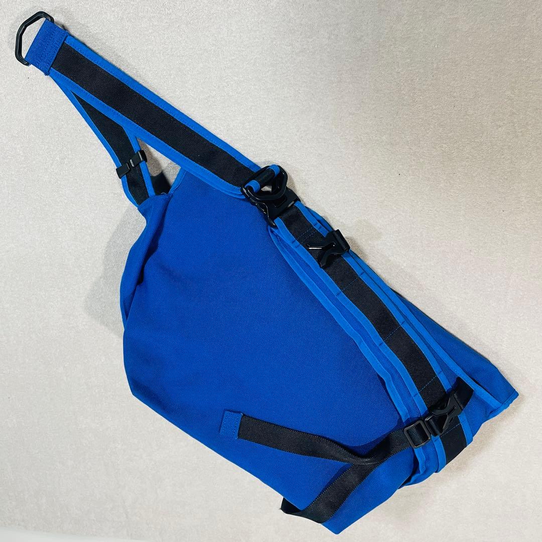 【美品!】LARSラーズ メッセンジャーバッグLIFESTYLEMSSNGR 青