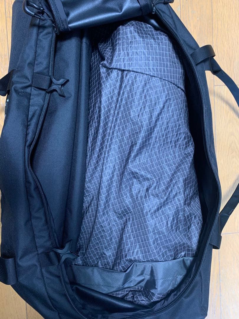 nerudesignworks cavelivingroom ポリコットングレー