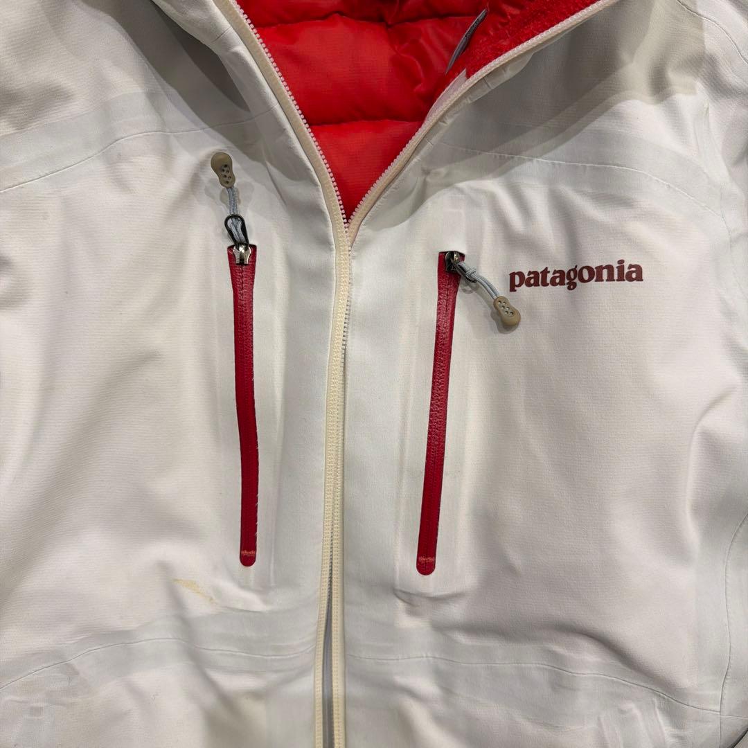 Patagonia women’s ski wear top Size XS