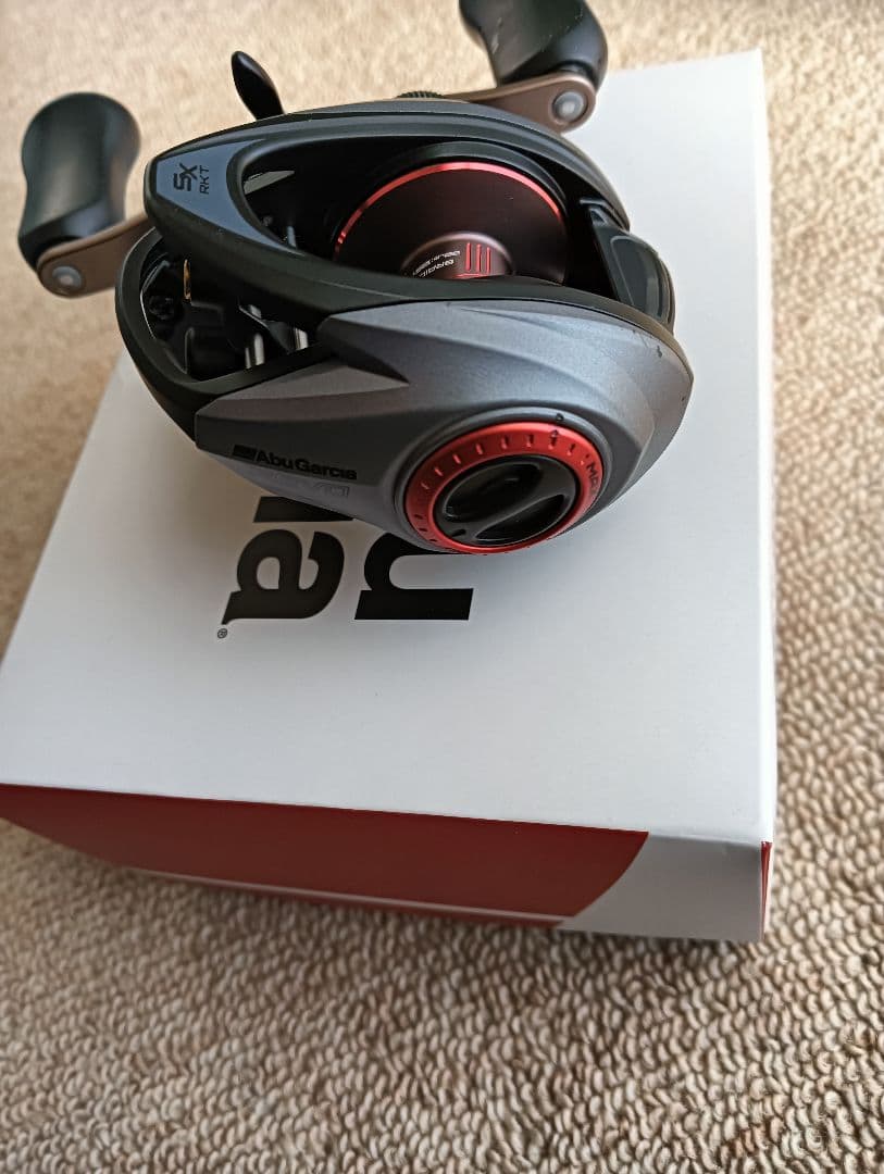 Abu Garcia レボ5 SX ロケット R