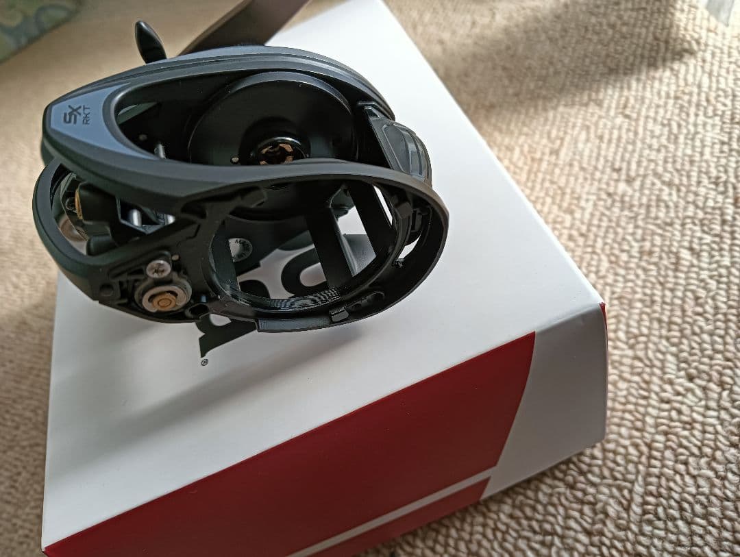 Abu Garcia レボ5 SX ロケット R