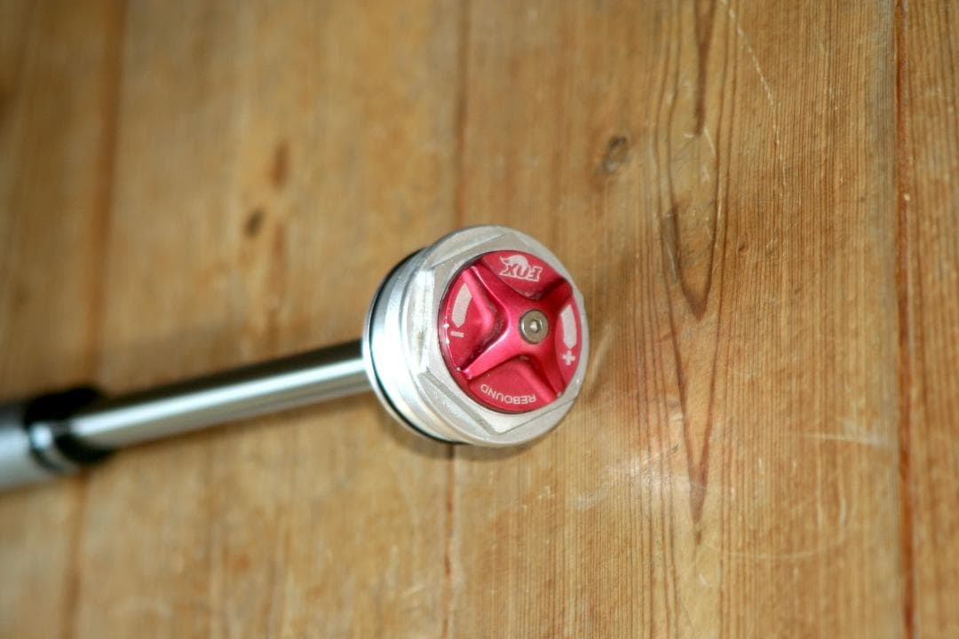 FOX 36 ダンパーユニット