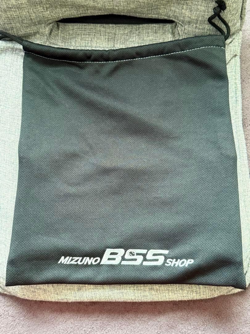 ミズノプロ硬式用　左利き　2023世界一モデル 伊藤大海型　中古美品