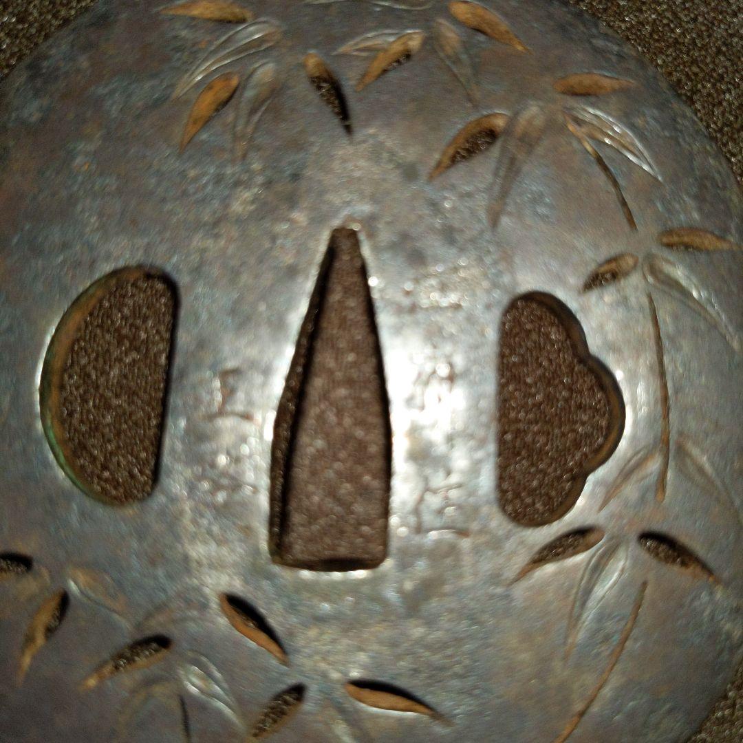 【最終価格】美術刀剣 鐔　在銘入　桐匣入