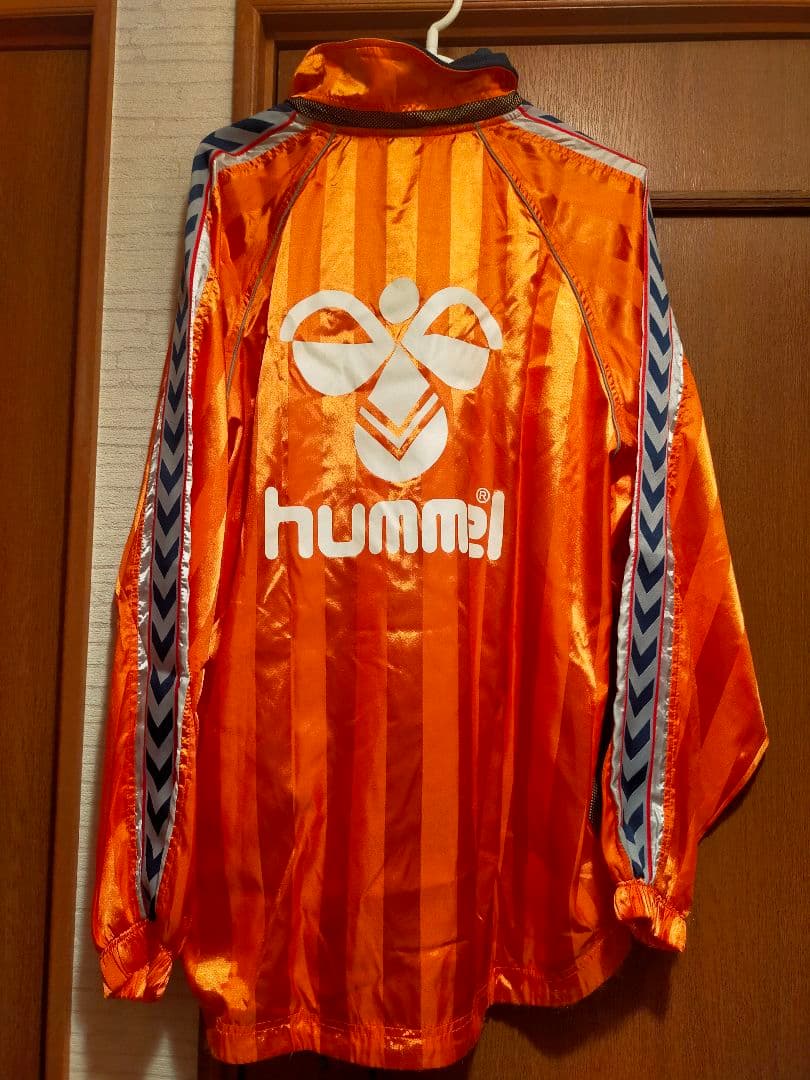【高校サッカー部員提供】hummel オレンジ トライアルジャケット