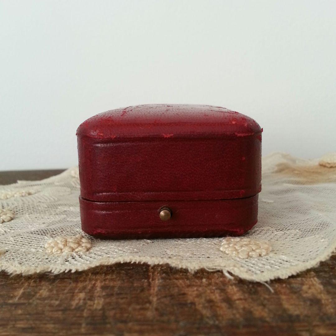 赤 ジュエリーボックス フランス アンティーク ネックレス