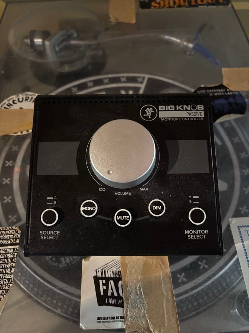 Mackie BIG KNOB PASSIVE モニターコントローラー