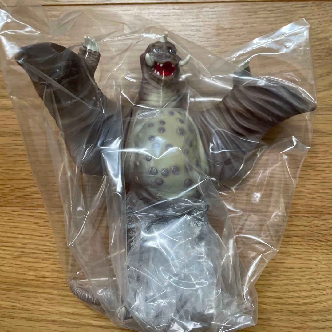 ウルトラ怪獣シリーズプレミアム 総天然色ウルトラQ 『ガラモン ペギラ ゴメス』