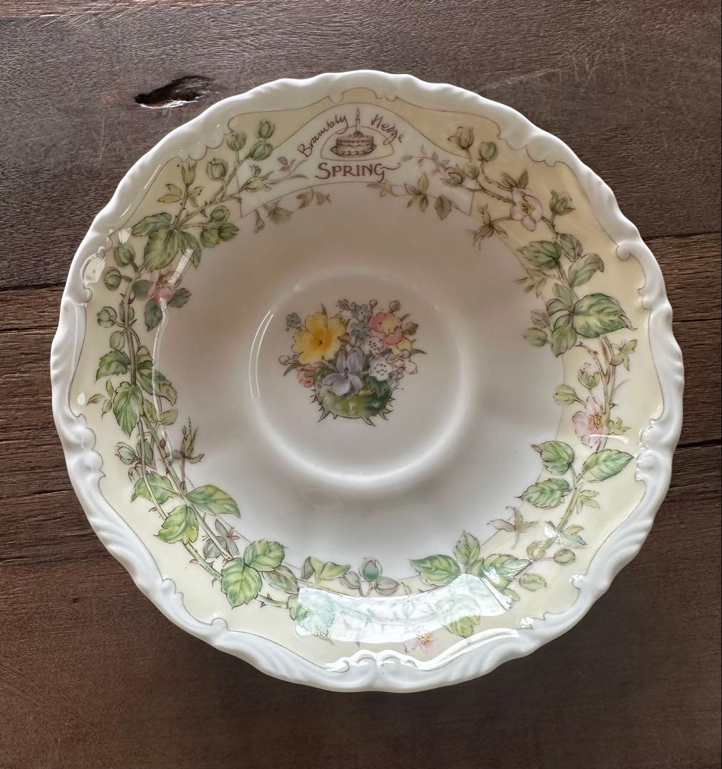 ロイヤルドルトンspring &The wedding 6点セット