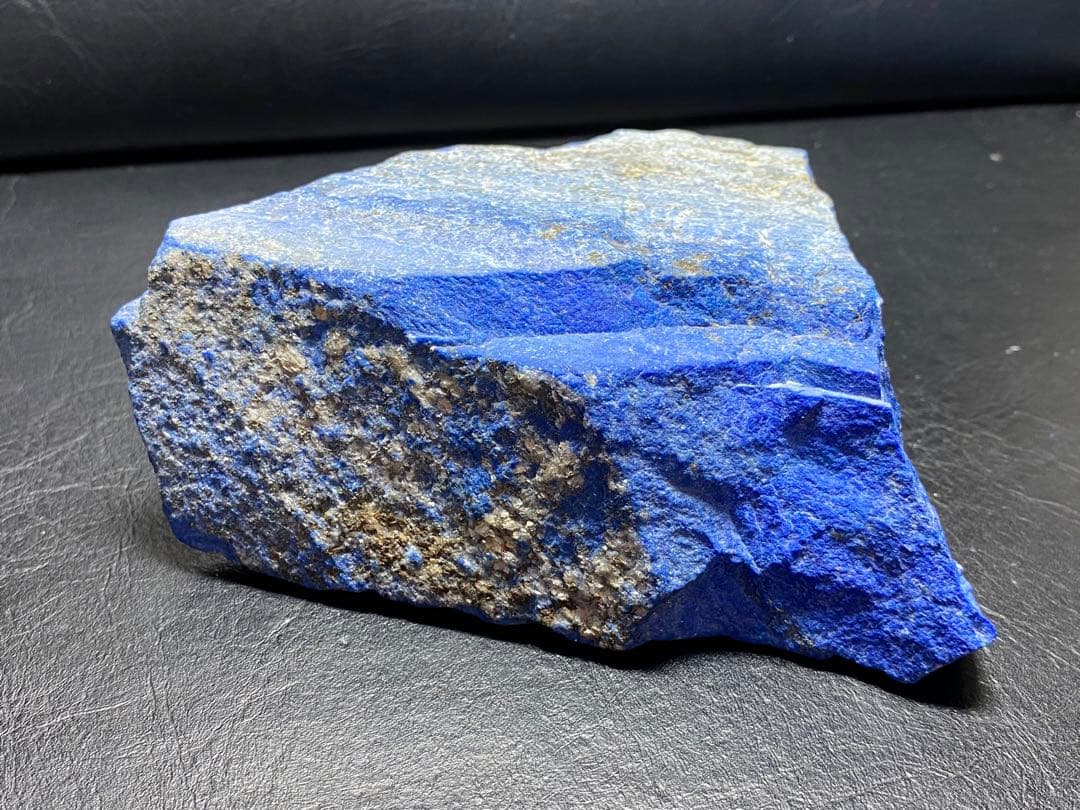 ラピスラズリ　原石　710g