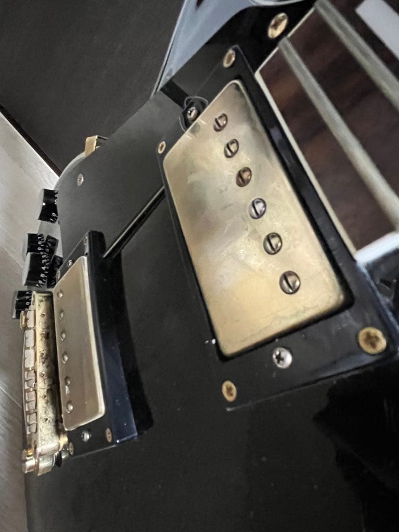 Maison ブラックエレキギター 左利き　レフティ