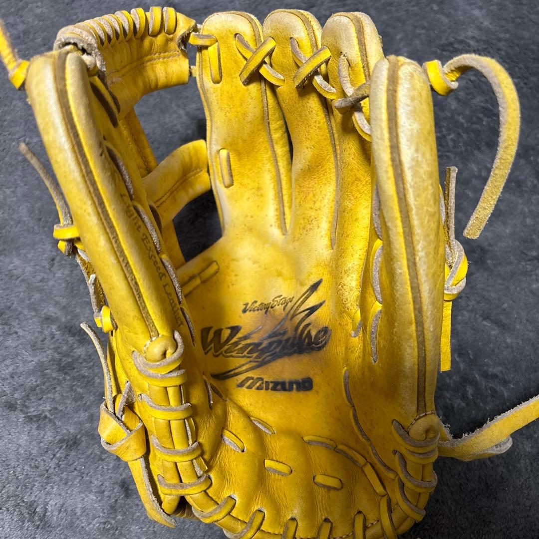 Mizuno Victory Stage イエローグローブ