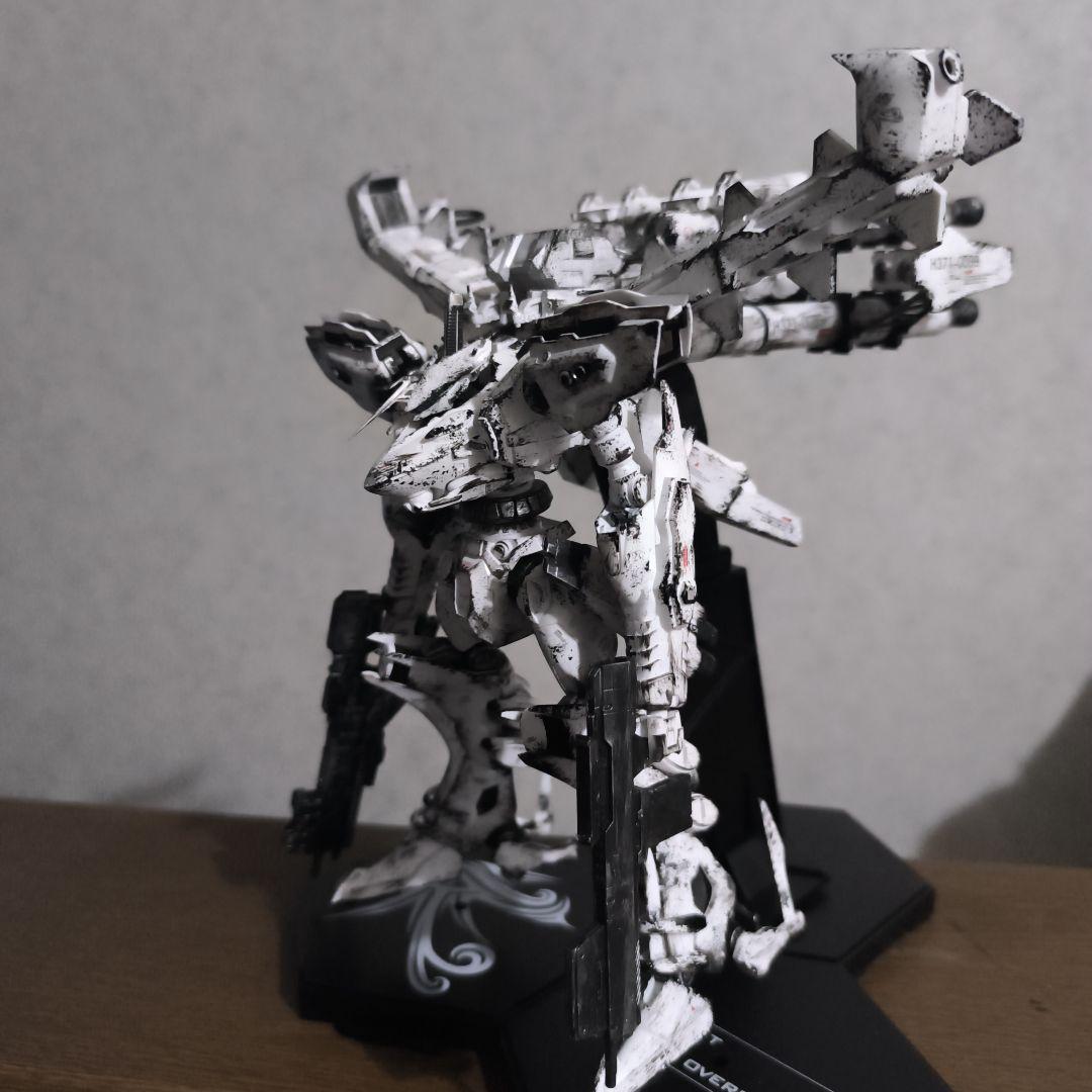 アーマードコア　ホワイトグリント　全塗装