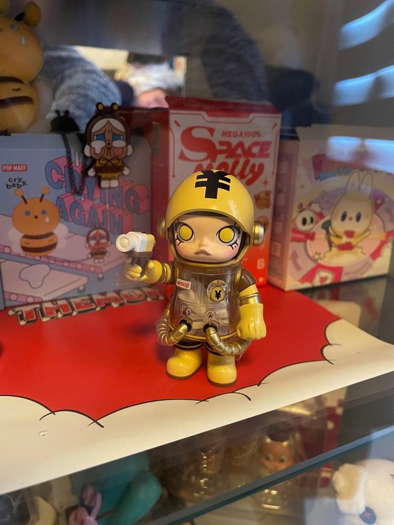 シークレット【¥】 POPMART MEGA SPACE MOLLY